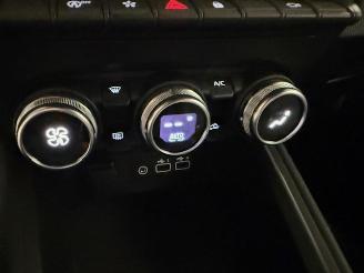 Renault Clio  picture 14