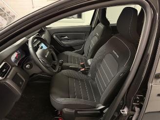 Dacia Duster  picture 8