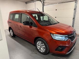 Auto incidentate Renault Kangoo  2023/7