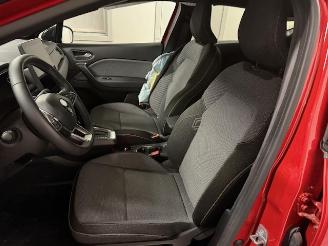 Renault Captur  picture 10