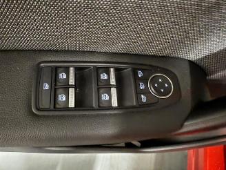 Renault Captur  picture 11