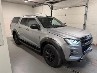 Voiture accidenté Isuzu D-Max  2023/9