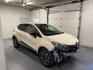 Schadeauto Renault Captur  2017/3