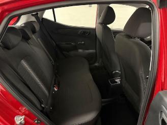 Hyundai I-10  picture 13