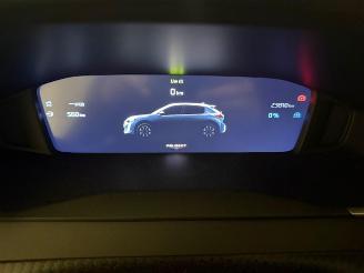 Peugeot 208  picture 18