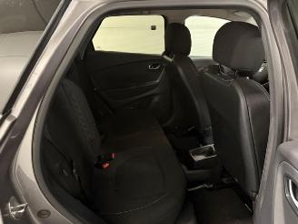Renault Captur  picture 12