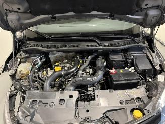 Renault Captur  picture 18