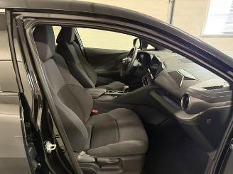Toyota C-HR  picture 12