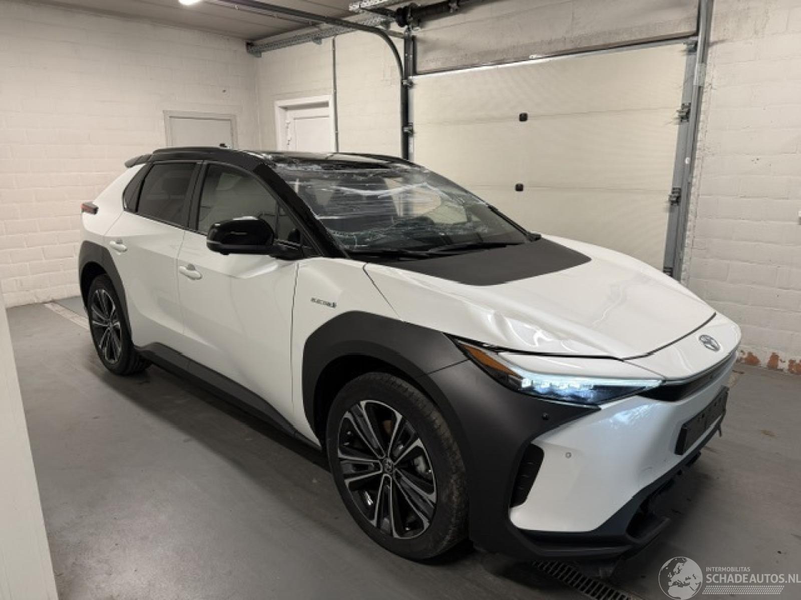 Toyota bZ4X 