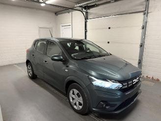 uszkodzony samochody osobowe Dacia Sandero  2025/2