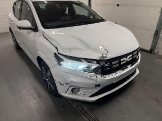Dacia Sandero  picture 2