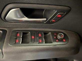 Volkswagen Amarok  picture 12