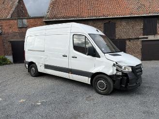 uszkodzony samochody osobowe Mercedes Sprinter  2024/6
