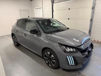 Auto incidentate Peugeot 208  2025/4