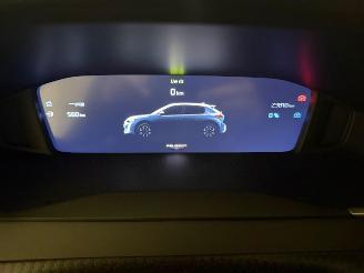 Peugeot 208  picture 16