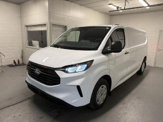 Ford Transit  picture 3