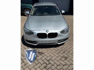 Vrakbiler auto BMW 1-serie 1 serie (F20), Hatchback 5-drs, 2011 / 2019 116i 1.6 16V 2013/5