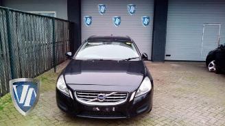 demontáž osobní automobily Volvo V-60 V60 I (FW/GW), Combi, 2010 / 2018 2.0 D3 20V 2012