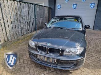 Vrakbiler auto BMW 1-serie 1 serie (E81), Hatchback 3-drs, 2006 / 2012 116i 2.0 16V 2009