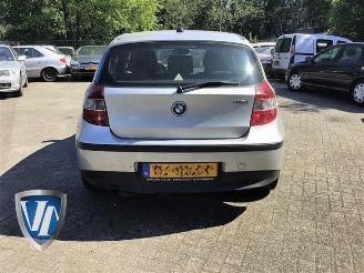 Coche siniestrado BMW 1-serie 1 serie (E87/87N), Hatchback 5-drs, 2003 / 2012 116i 1.6 16V 2004/9