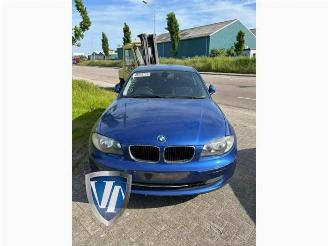 Vrakbiler auto BMW 1-serie 1 serie (E81), Hatchback 3-drs, 2006 / 2012 116i 1.6 16V 2008/1