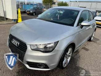 Vrakbiler auto Audi A1 A1 (8X1/8XK), Hatchback 3-drs, 2010 / 2018 1.2 TFSI 2011/1