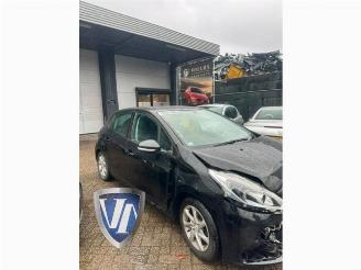 Dezmembrări autoturisme Peugeot 208 208 I (CA/CC/CK/CL), Hatchback, 2012 / 2019 1.0 Vti 12V PureTech 2016/11