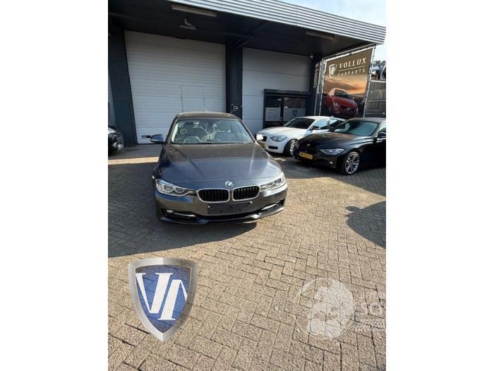 BMW 3-serie 3 serie (F30), Sedan, 2011 / 2018 328i 2.0 16V