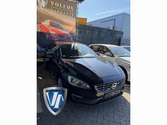 demontáž osobní automobily Volvo V-60 V60 I (FW/GW), Combi, 2010 / 2018 2.0 D4 16V 2014/9