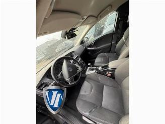 Volvo V-40 V40 (MV), Hatchback 5-drs, 2012 / 2019 2.0 D4 16V picture 5