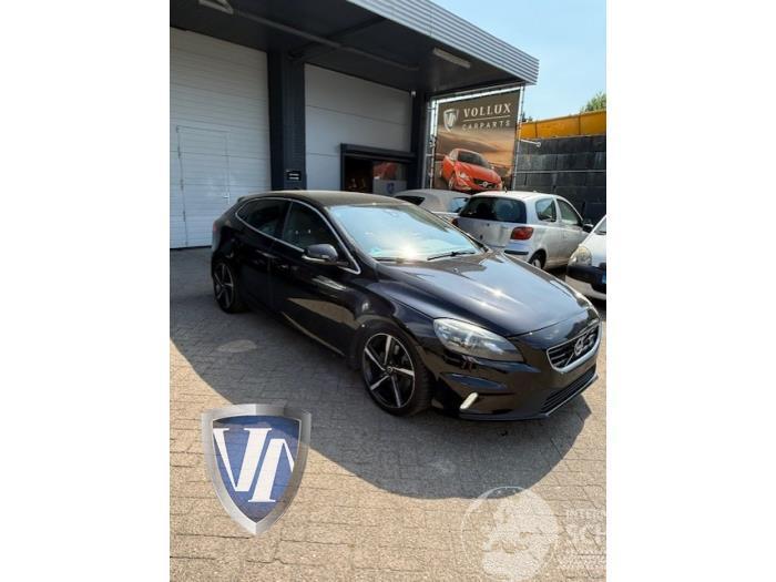 Volvo V-40 V40 (MV), Hatchback 5-drs, 2012 / 2019 2.0 D4 16V