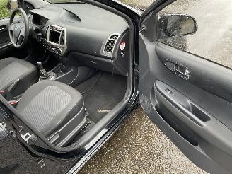 Hyundai I-20 1.2 5drs picture 10