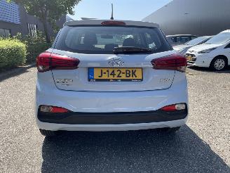 Hyundai I-20 1.2 euro6 5drs picture 2