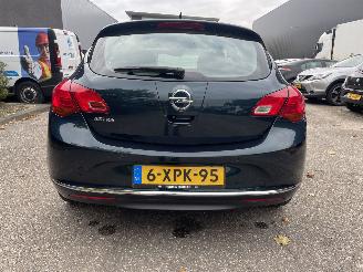 Opel Astra 1.4T picture 2