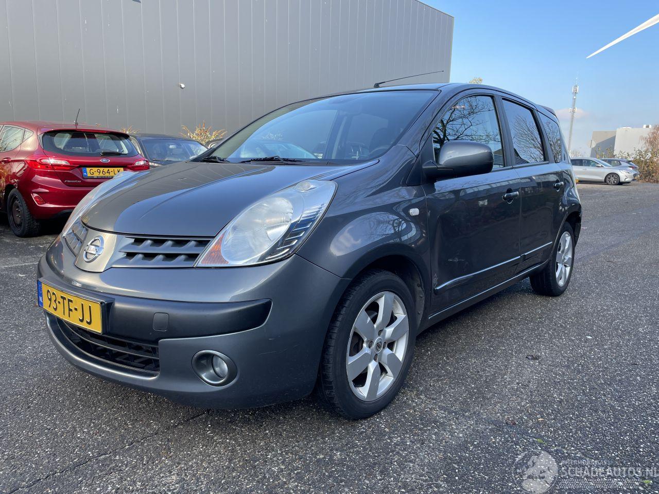 Nissan Note 1.6 aut.
