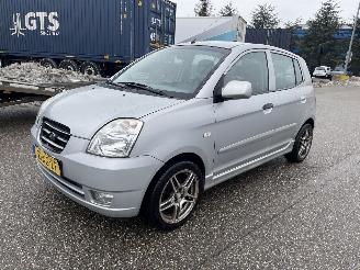 Vaurioauto  passenger cars Kia Picanto 1.0 5drs 2007/7