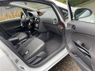 Opel Corsa 1.4 5drs picture 10