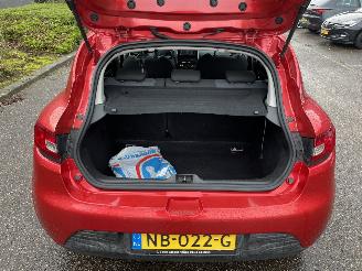 Renault Clio 5drs clima picture 17