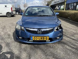 Honda Civic hybrid sedan picture 5