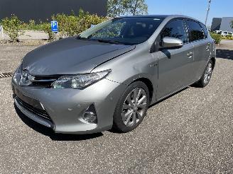 Coche accidentado Toyota Auris 1.8 hybrid 2013/8