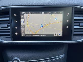 Peugeot 308 1.6hdi 88kw picture 11