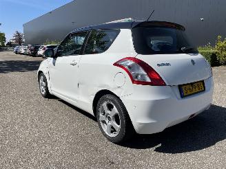Suzuki Swift 1.2 airco picture 3