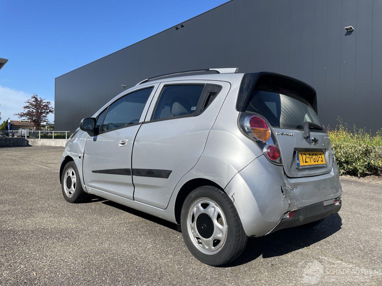 Chevrolet Spark 1.0 lpg