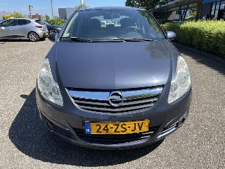 Opel Corsa 1.2 5drs picture 2