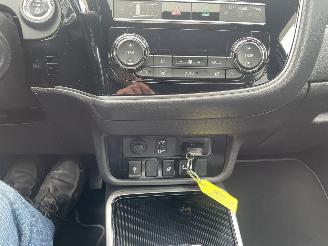 Mitsubishi Outlander 2.4 plug in hybrid picture 18