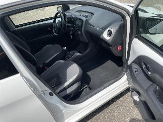 Toyota Aygo 5drs airco picture 10