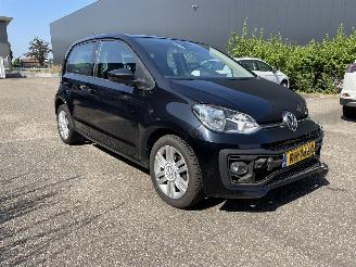 Unfallwagen Volkswagen Up! 5drs high up 2017/11