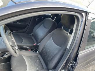 Opel Karl 1.0 5drs picture 8
