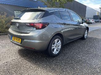 Opel Astra 77kw 5drs picture 4