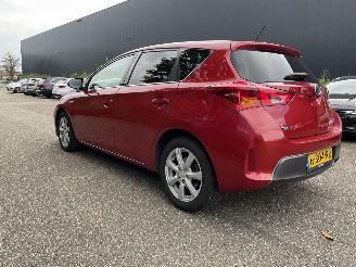 Damaged car Toyota Auris 1.8 hybrid 2015/10